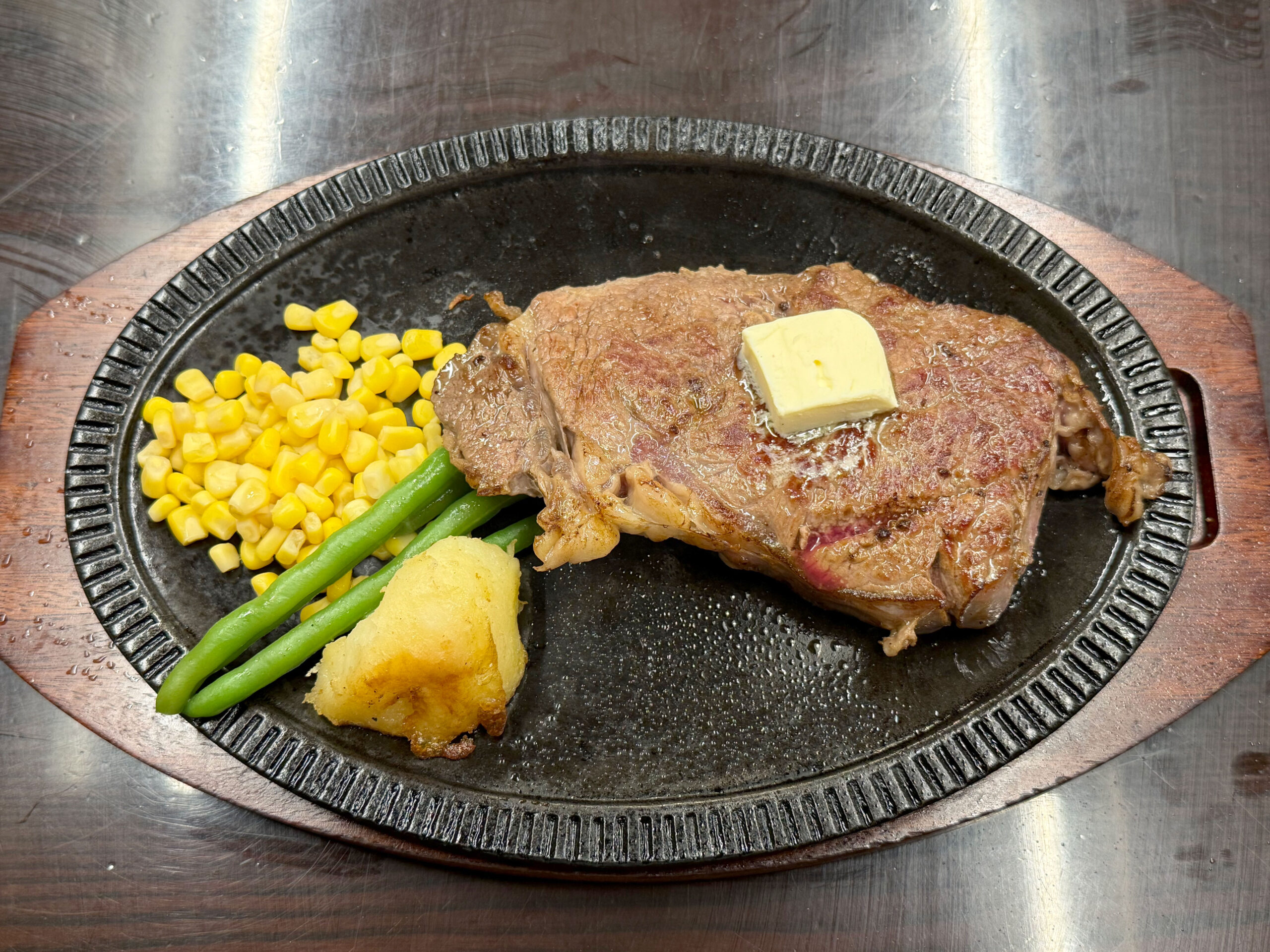 ロースステーキ(300g)