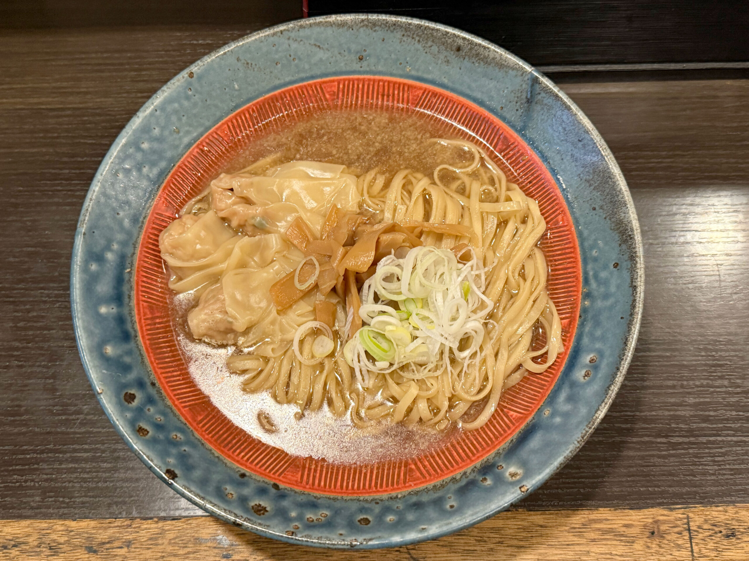 煮干雲呑麺