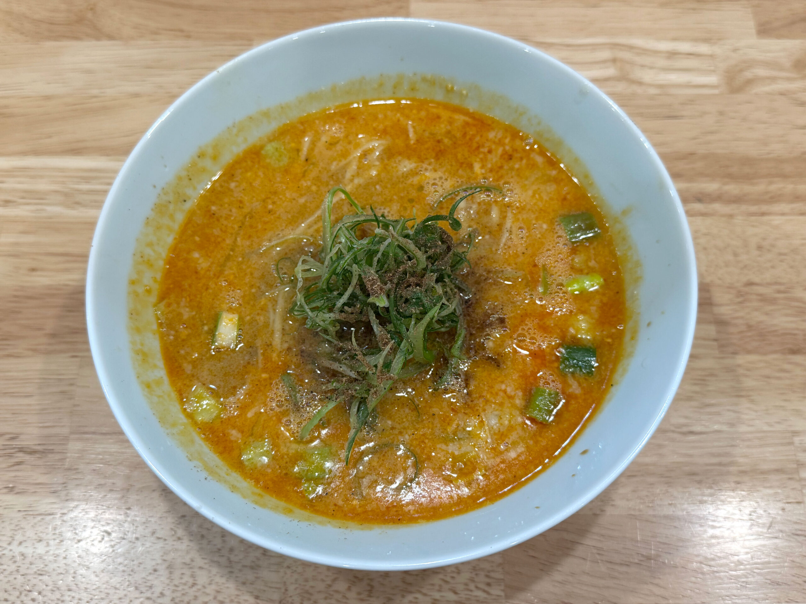 担々麺(平打ち麺)