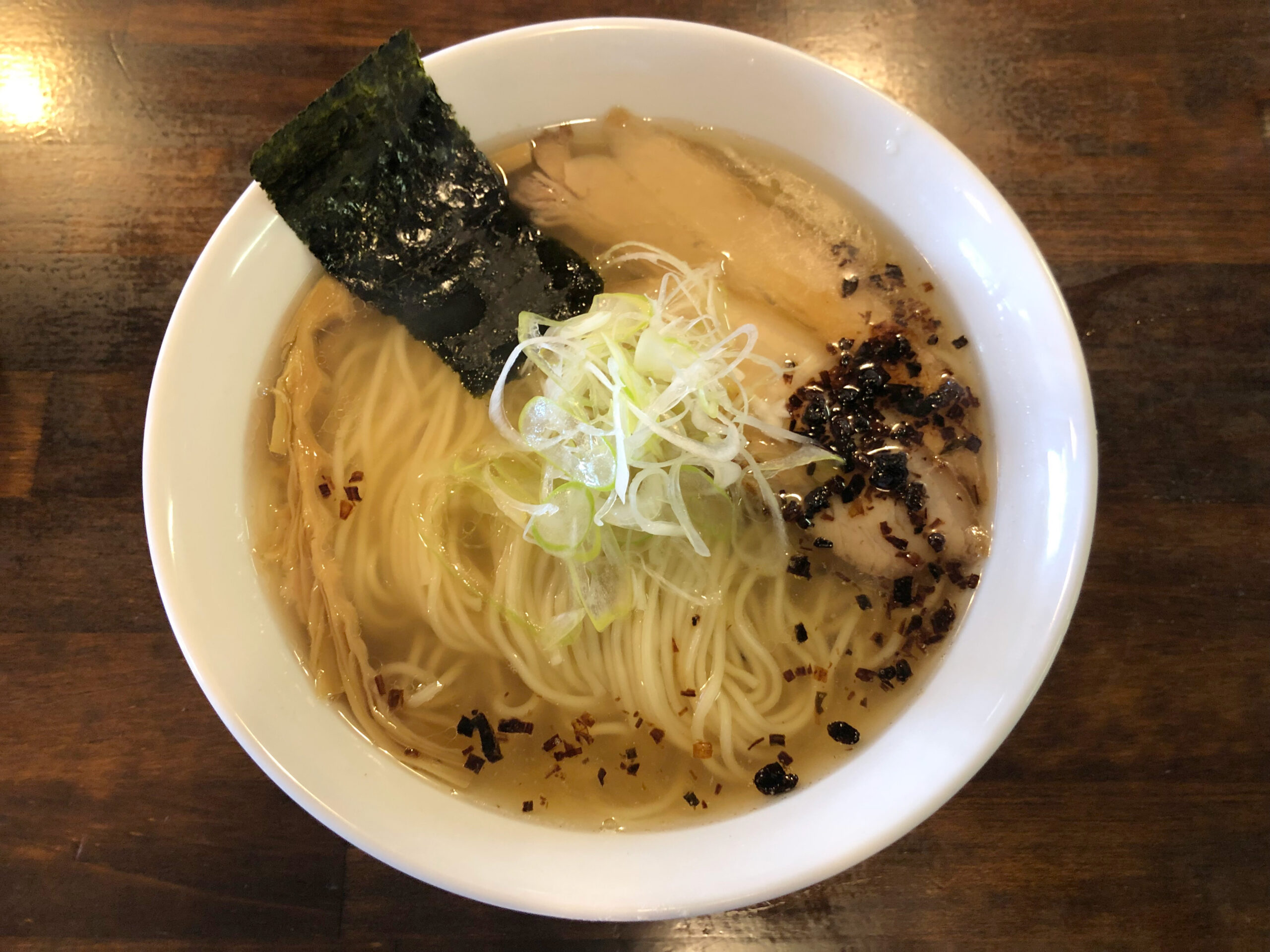 塩焦がしネギラーメン大