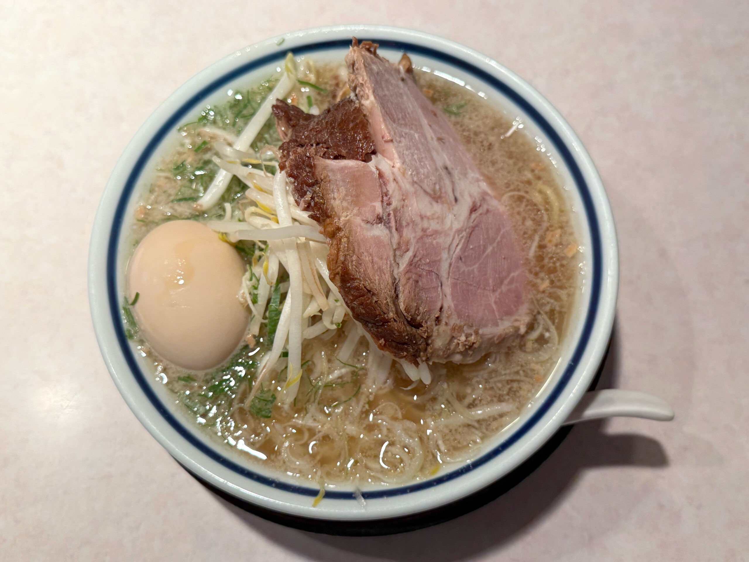 塩ラーメン、味付玉子