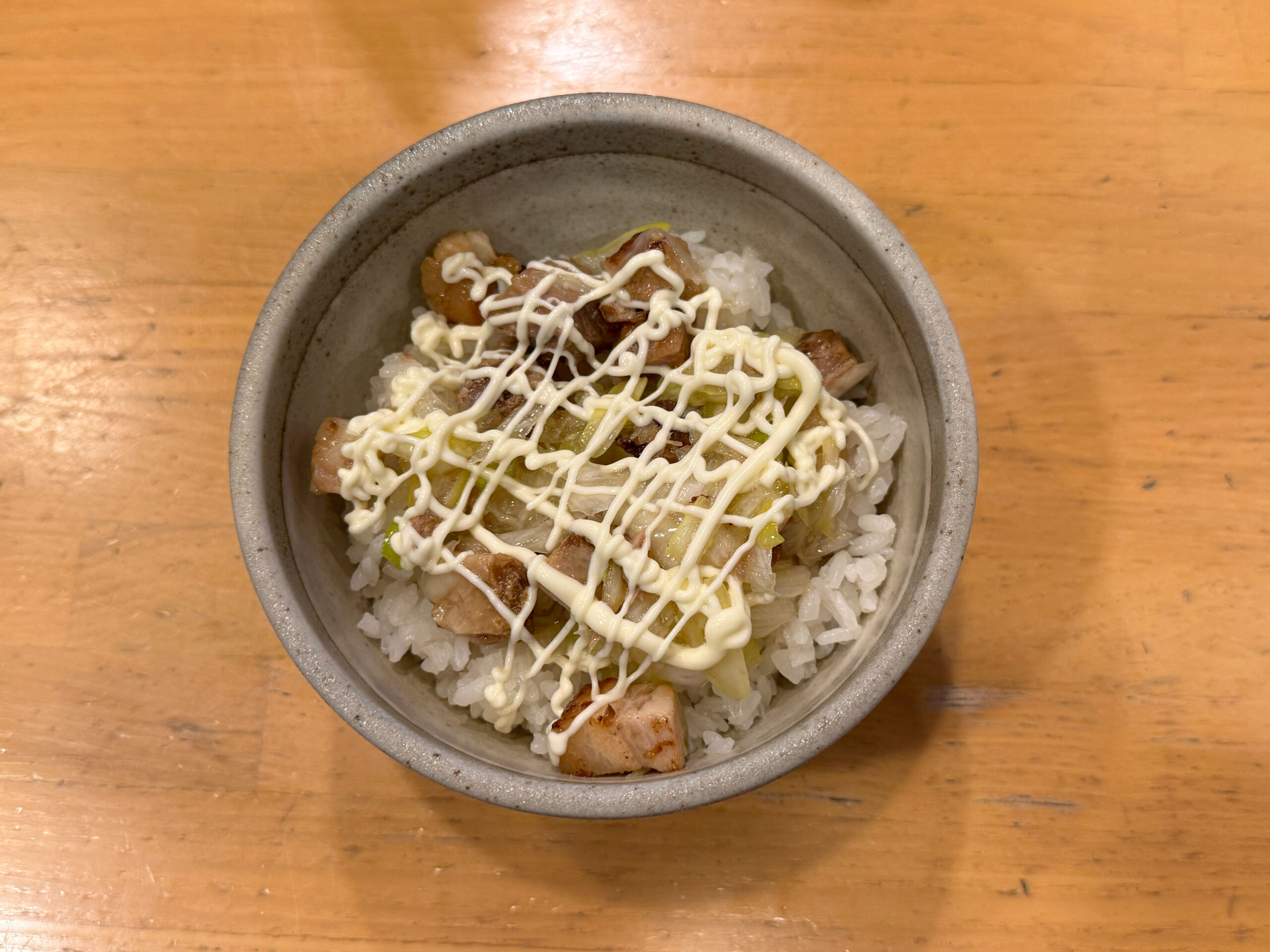 葱塩チャーシュー丼