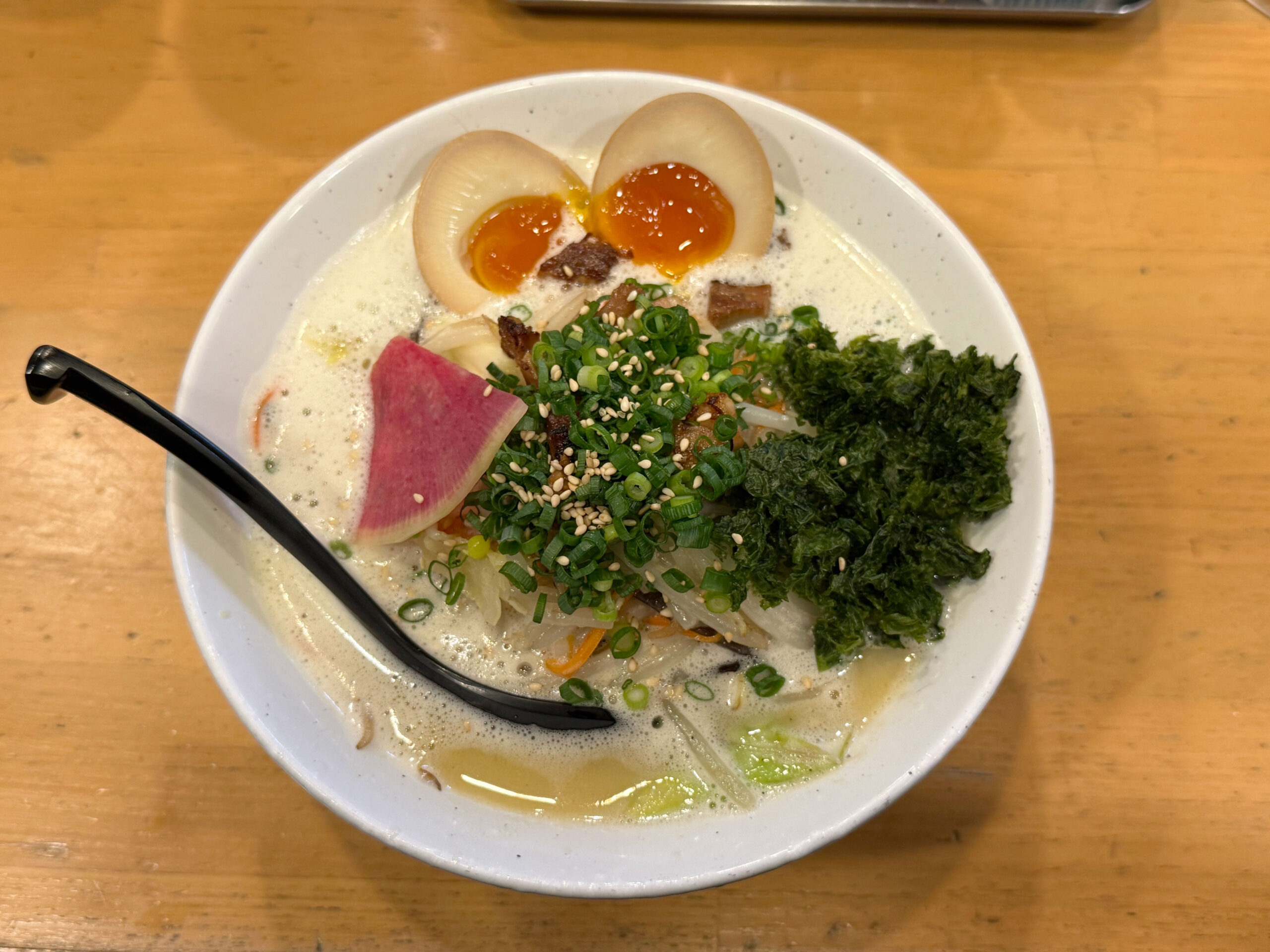 鶏白湯タンメン(硬め)、特製A(コロチャー20g・玉子1個・あおさ8g)