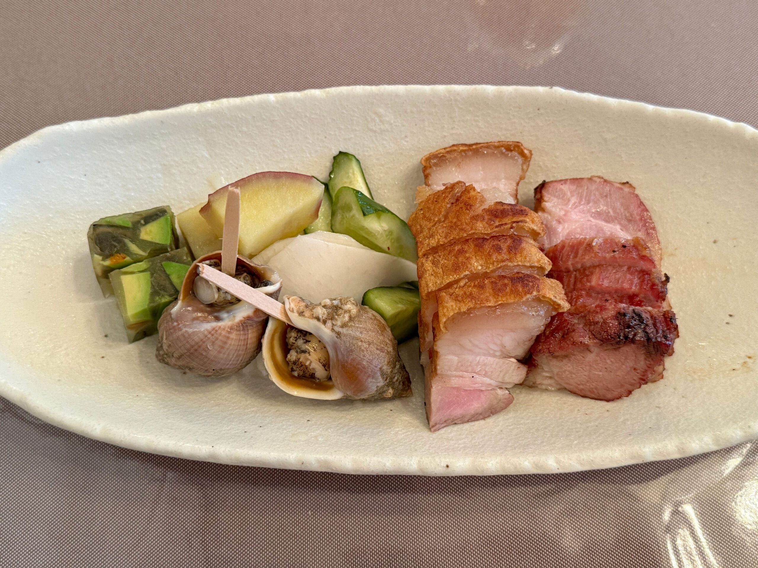 皮付き焼き豚と叉焼盛り合わせ