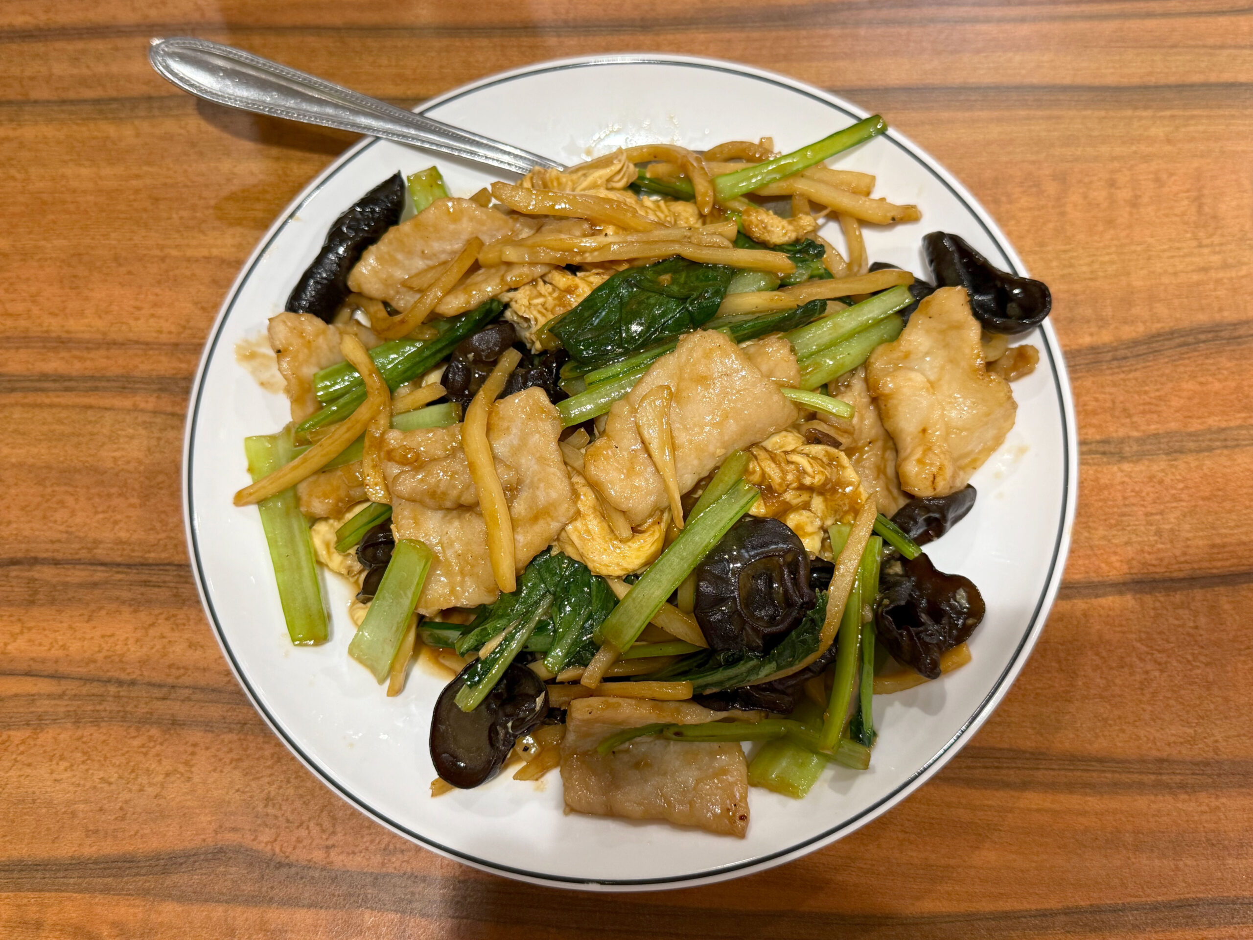 キクラゲ、豚肉、玉子の炒め