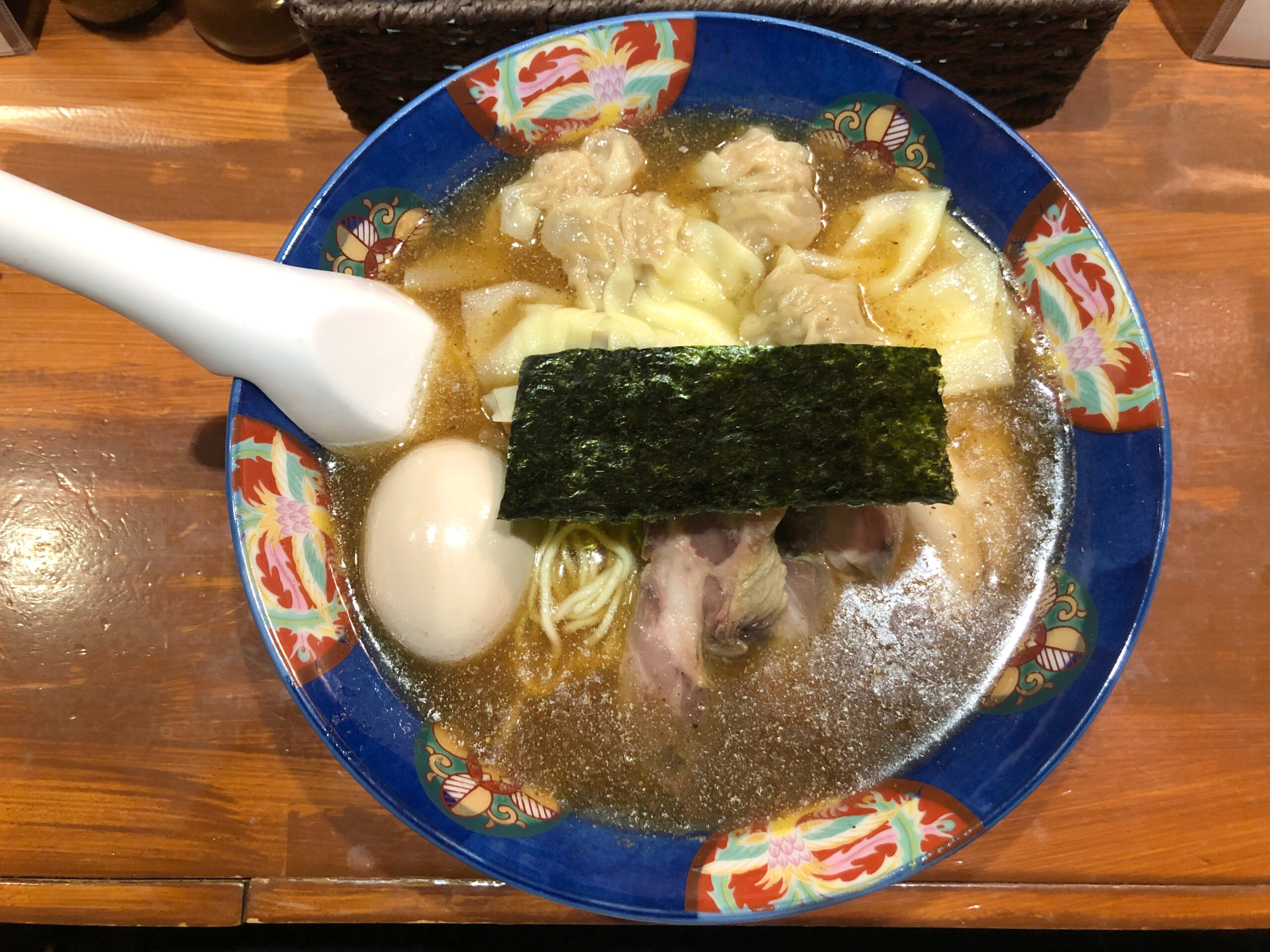 叉焼雲呑そば、味玉