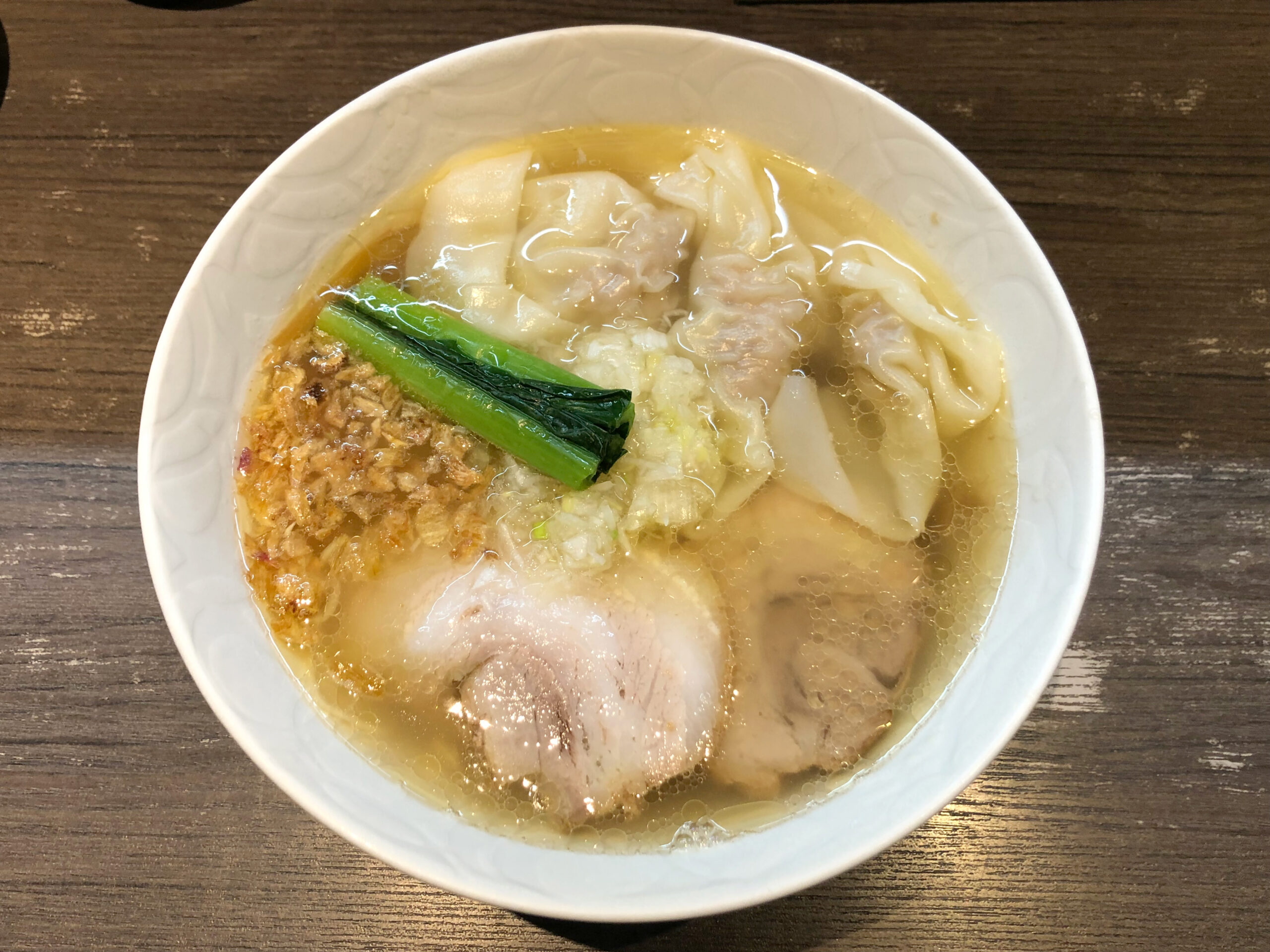 塩ワンタン麺